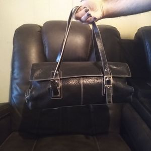 NWOT Genuine Leather Kenneth Cole Shoulder Bag